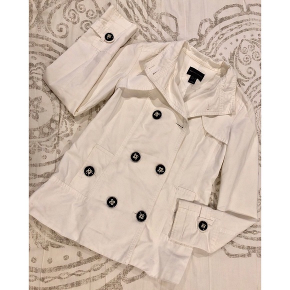 Trench Coat - Picture 4 of 4